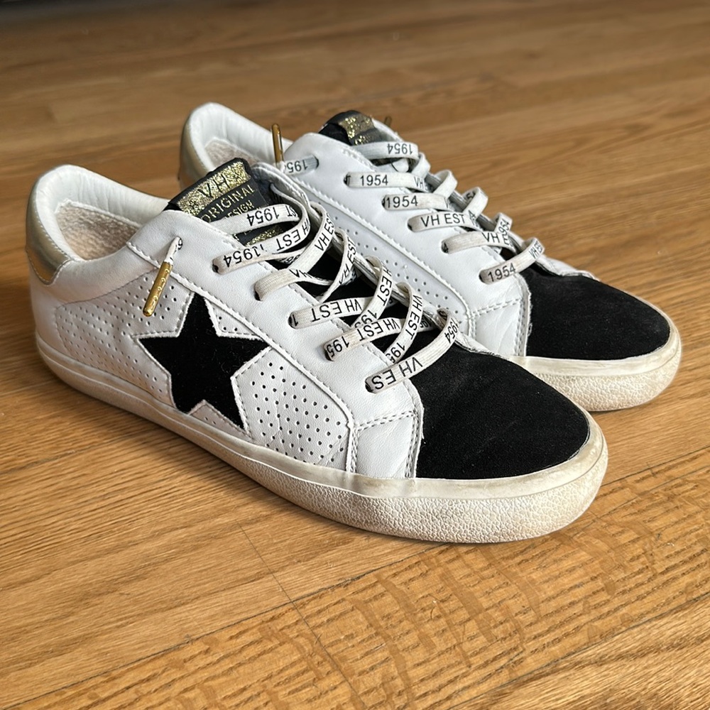 Vintage Havana Women’s Sneakers - Black/White